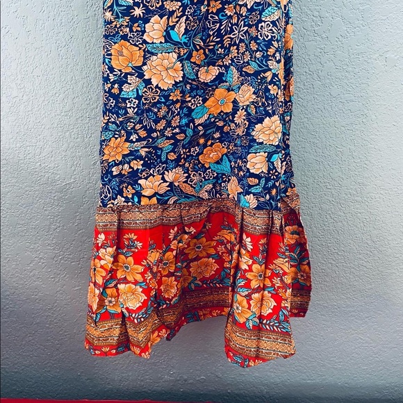 flap.a NEW Floral Light Flowing Summer Dress
Sizes: S - M - L - Picture 3 of 5